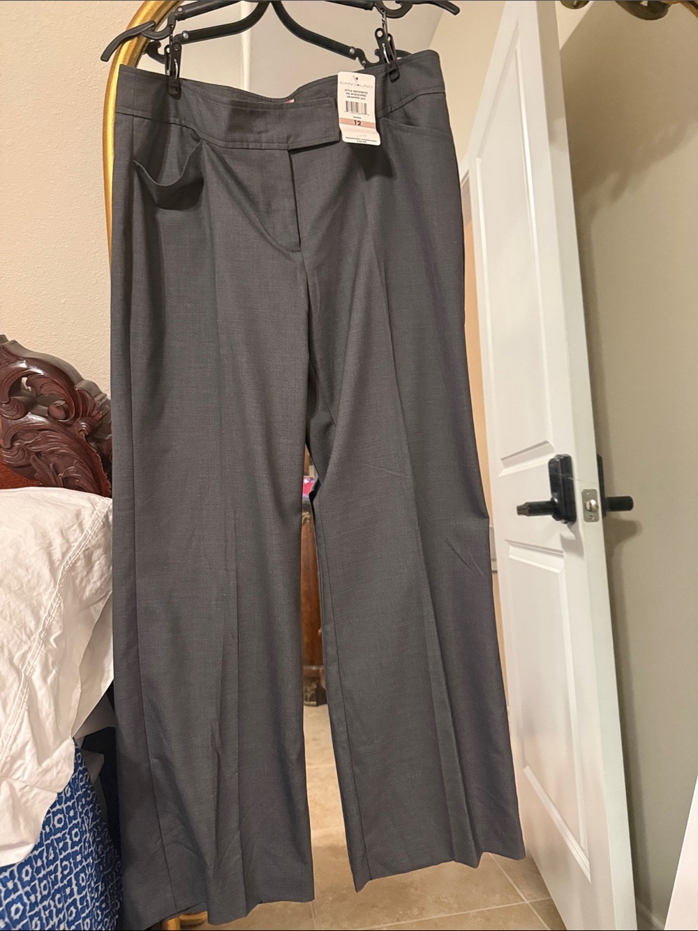 Bandolino Wide-Leg Dress Pants in Dark Gray